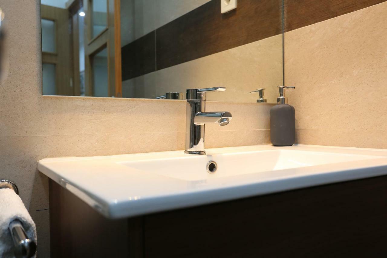 Atocha Art Apartment Madrid Dış mekan fotoğraf